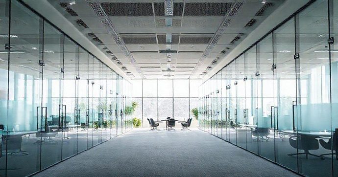 Divisórias de Vidro para Escritório: Transforme Seu Ambiente de Trabalho